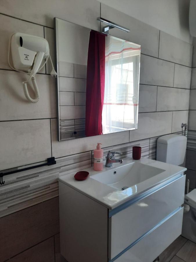 מונדרגונה Villa Miriam מראה חיצוני תמונה